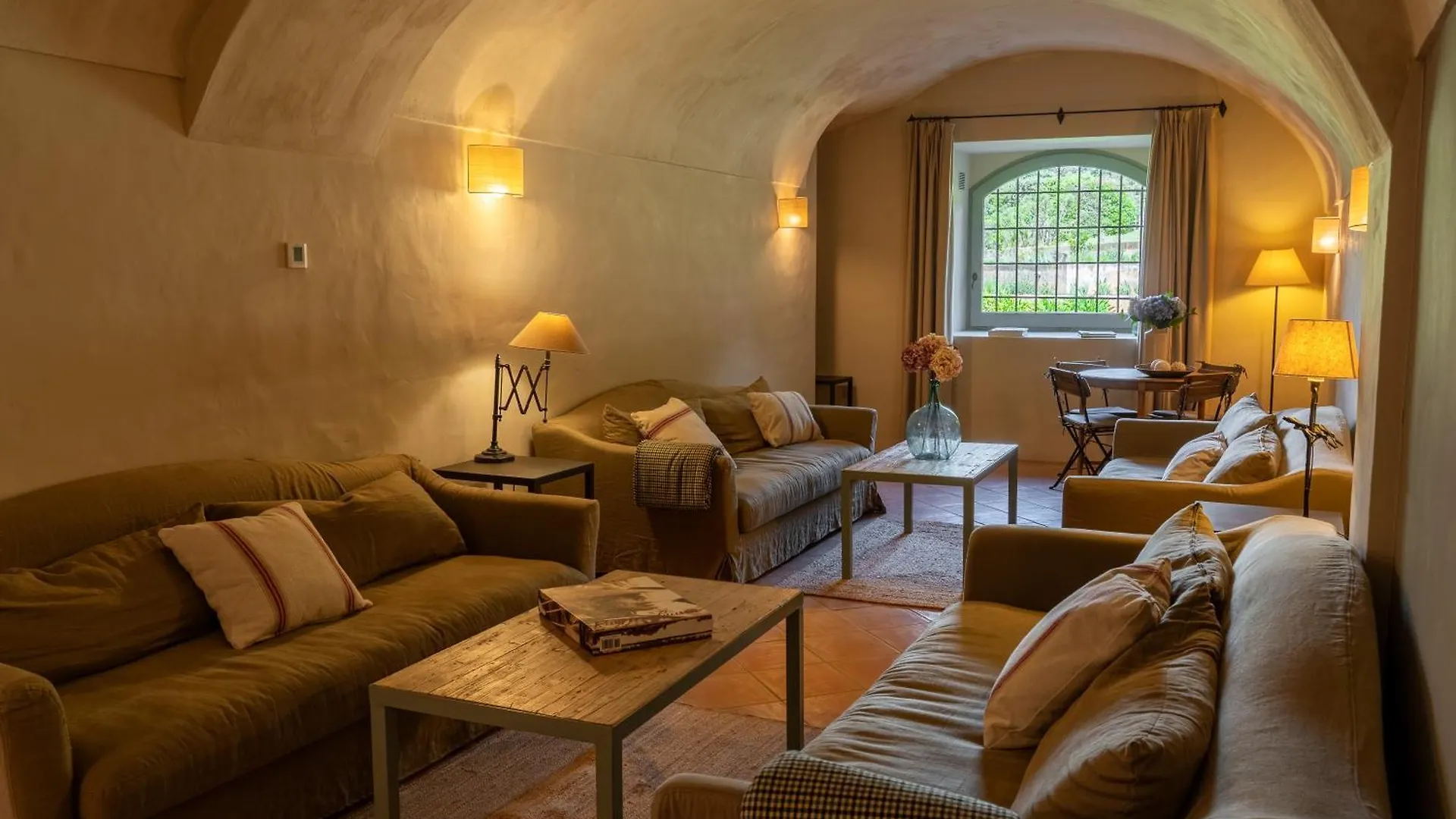 Mas Dalia - Casa Rural - Girona - Monells, Emporda 0*, Monells Spain